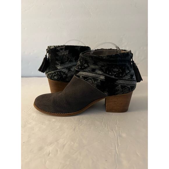 TOMS Women's Wool Leila Zip Up Ankle Bootie Grey Tribal Suede Wool Size 9 1/2 - Picture 5 of 11